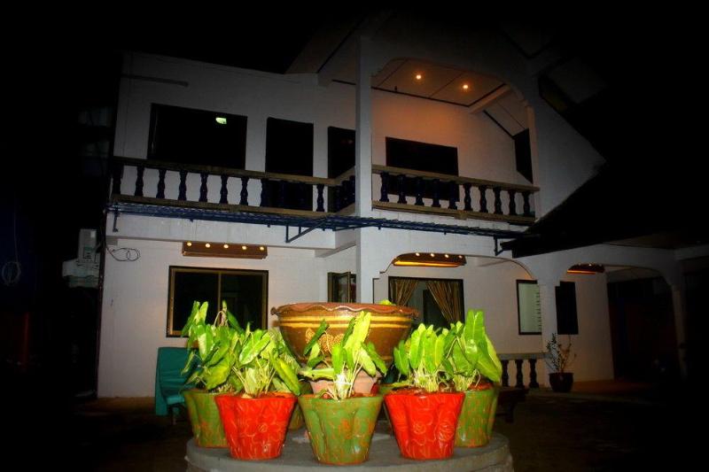 Hotell The Guest House   Sha