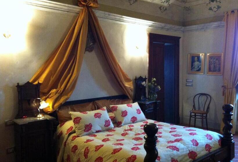 بنسيون Castello Di Frassinello