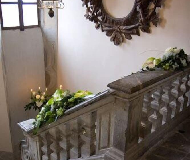 بنسيون Castello Di Frassinello