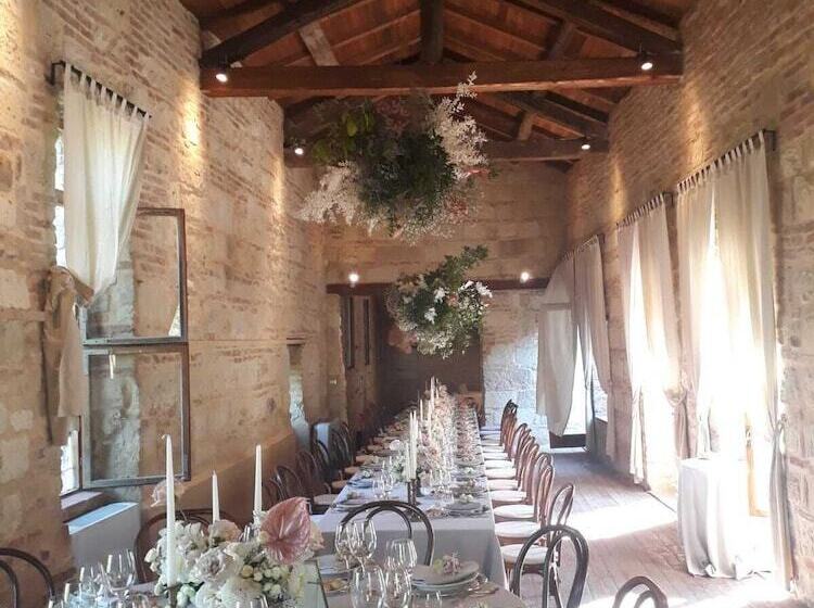 بنسيون Castello Di Frassinello