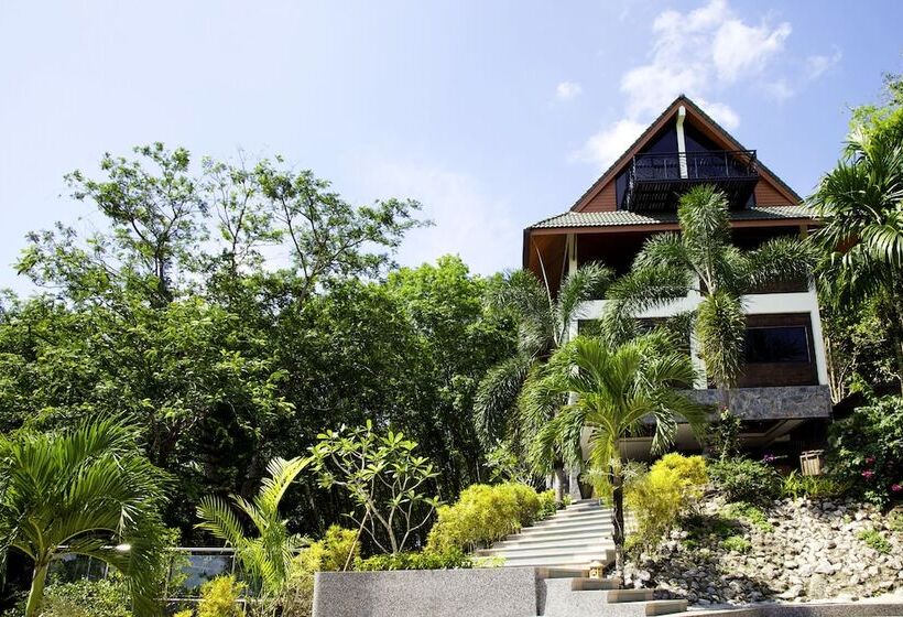 Thara Bayview Villa