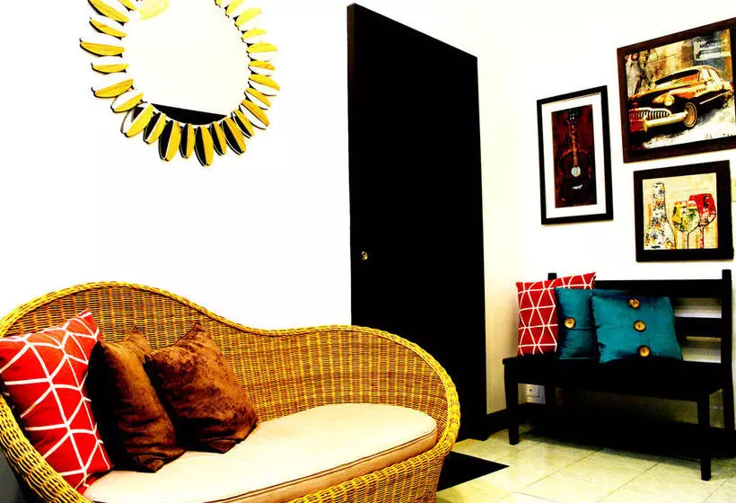 ユースホステル Tagaytay Garden Budgetel  City Center
