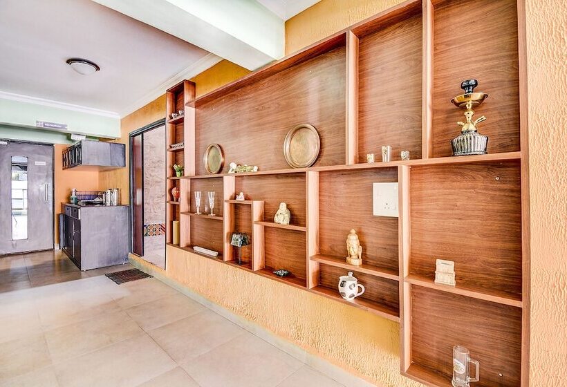 Arotel Rooms & Suites