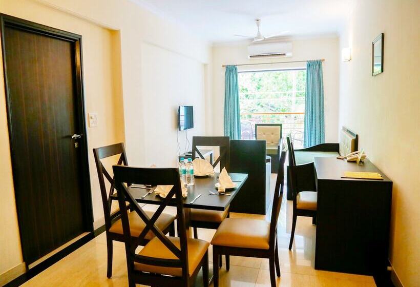 Arotel Rooms & Suites