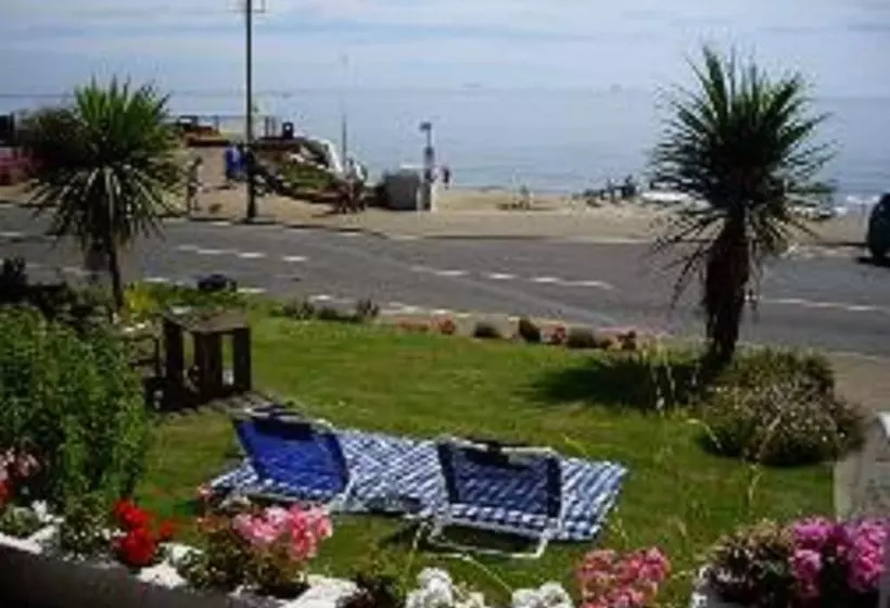 צימר Pink Beach Guest House