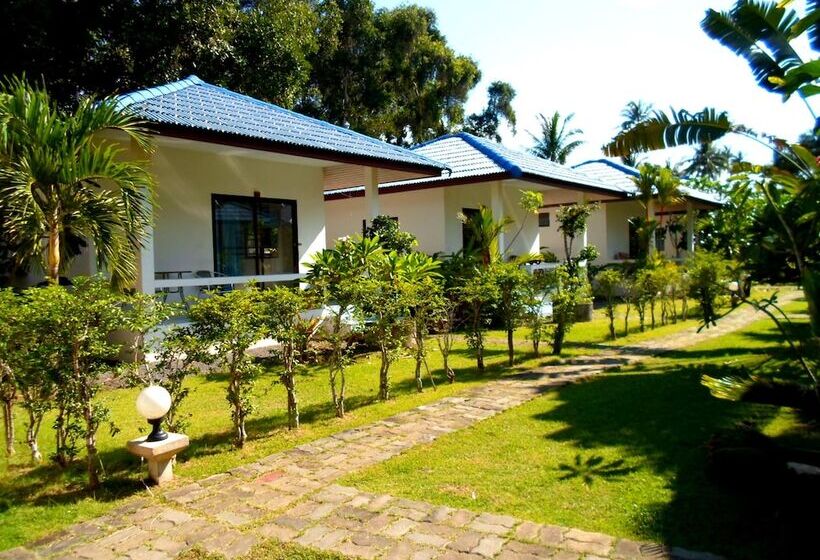 בית מלון כפרי Baan Kuasakul Resort