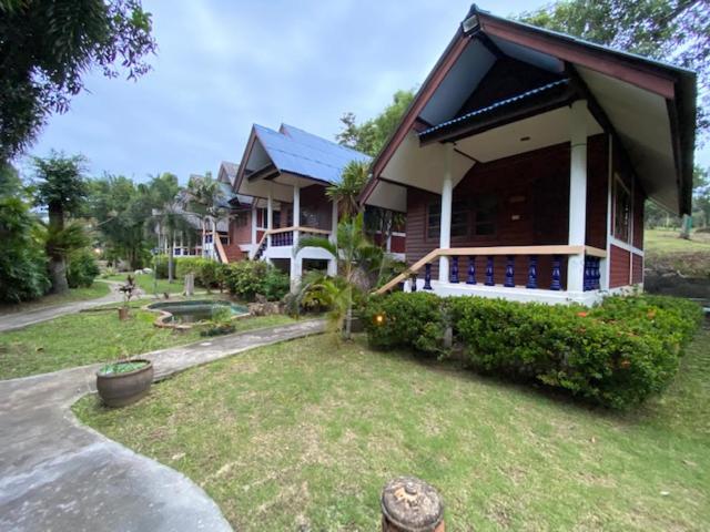 فندق Baanrommai Resort