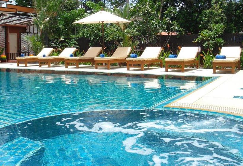 فندق Baanrommai Resort