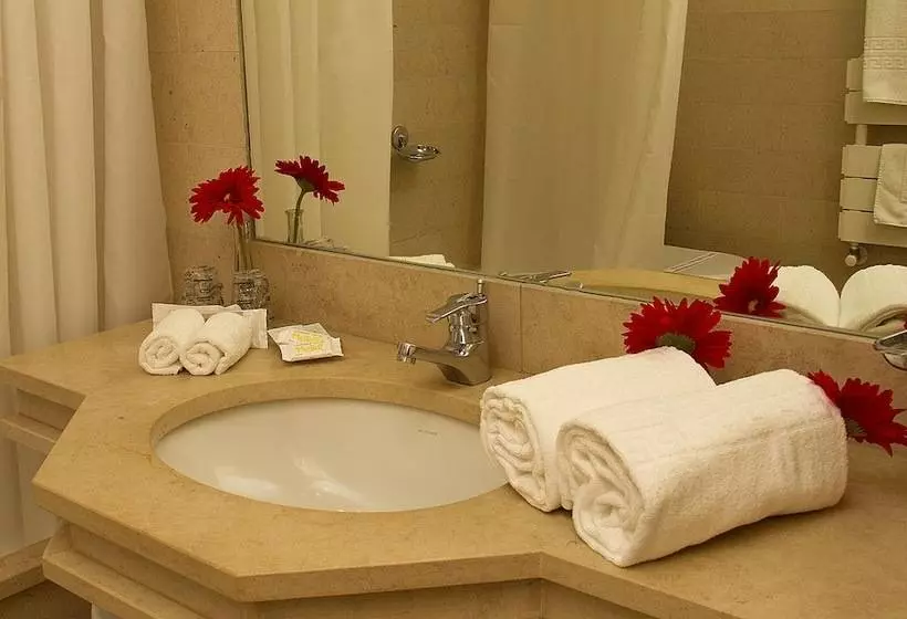 Отель Consolata