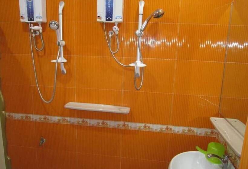 Otel Golden Stallion Suites