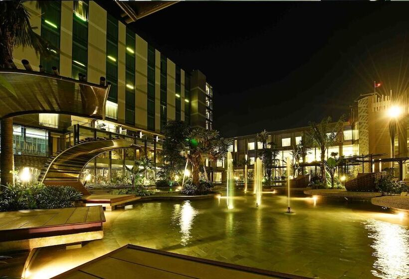 בית מלון כפרי Holiday Inn Cikarang Jababeka, An Ihg