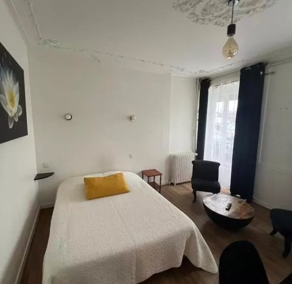 هتل Hôtel De La Gare