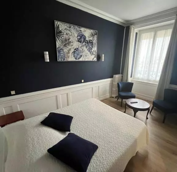 هتل Hôtel De La Gare