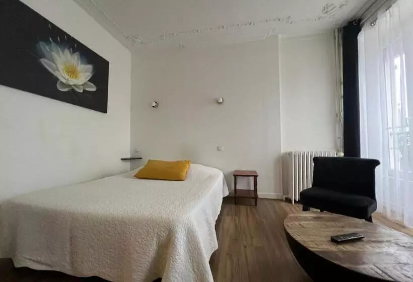 هتل Hôtel De La Gare