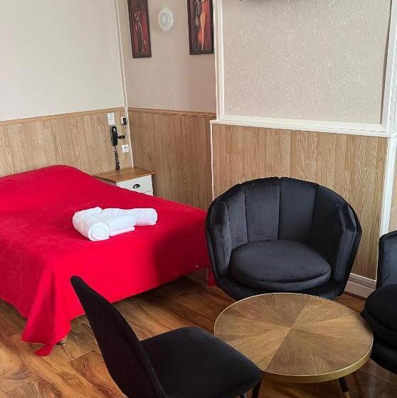 ホテル Hôtel De La Gare