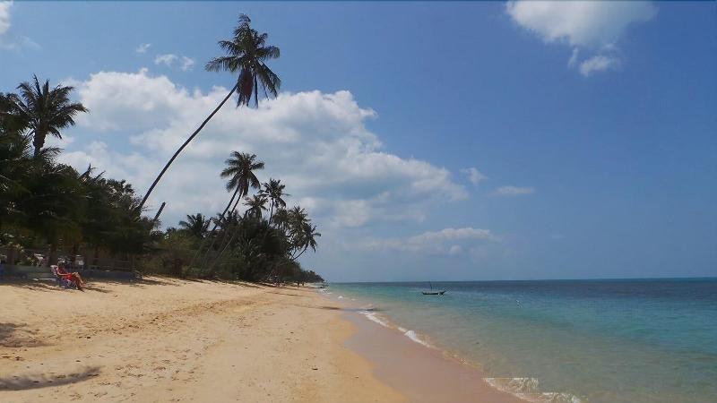 ホテル Krisada Beach Resort