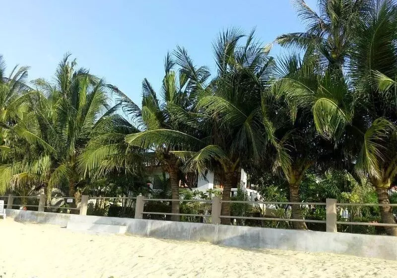 هتل Krisada Beach Resort