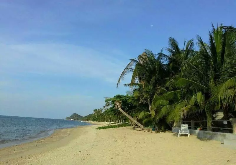 هتل Krisada Beach Resort