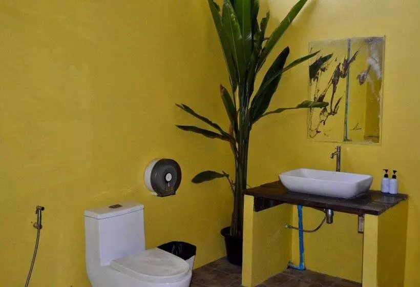 هتل Lipe Oasis Resort