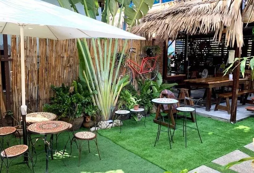 هتل Lipe Oasis Resort