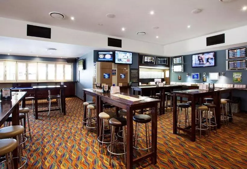 호텔 Nightcap At Waterfront