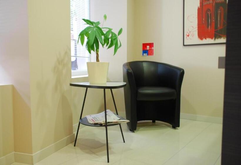 בית מלון כפרי Ruthenium