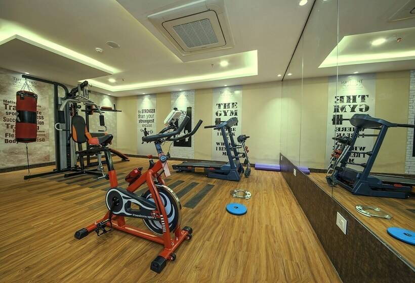 בית מלון כפרי The Fern Residency Kolkata