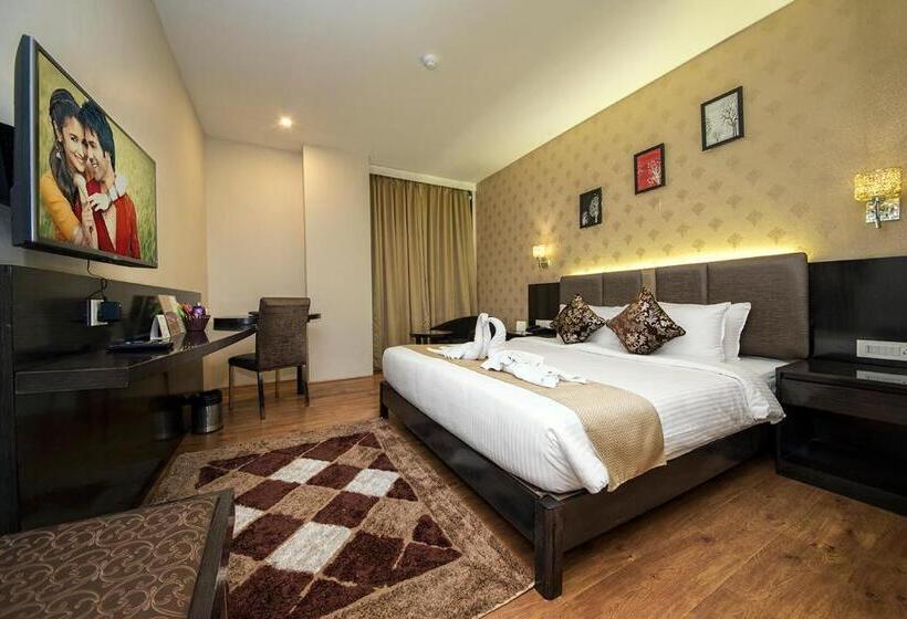 בית מלון כפרי The Fern Residency Kolkata