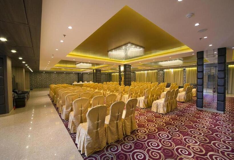 בית מלון כפרי The Fern Residency Kolkata