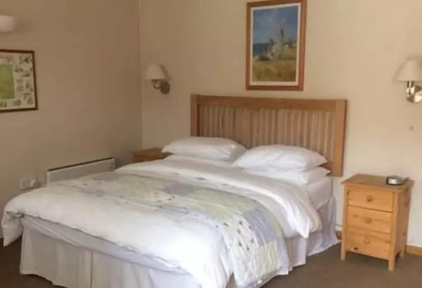 Отель The Old Inn