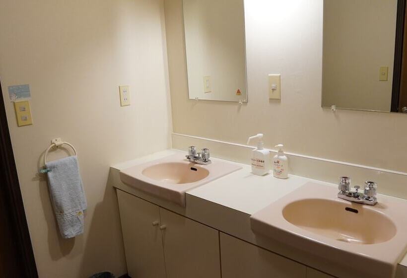 Kiyosato Ihatov Hostel