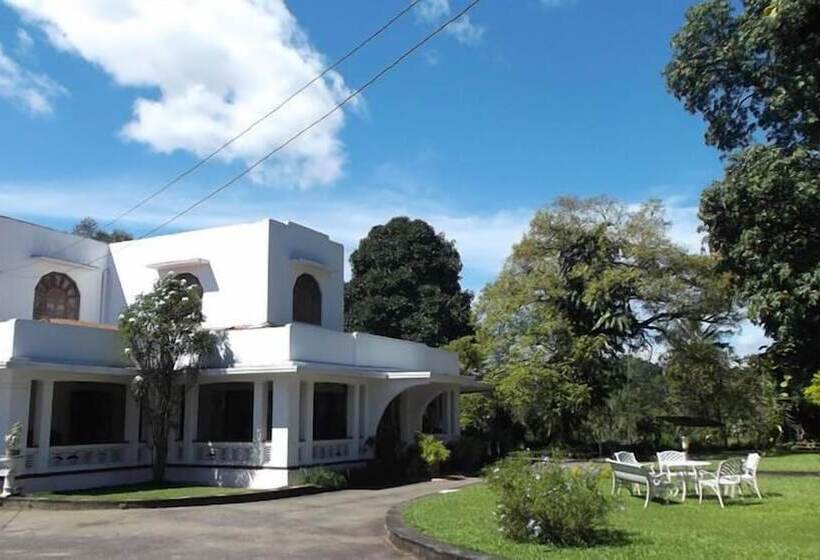 Пансион Margaret Villa