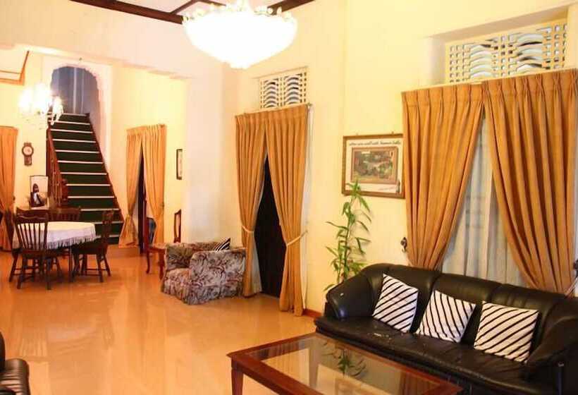 Пансион Margaret Villa