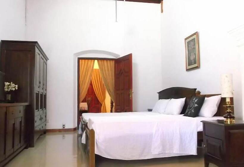 Пансион Margaret Villa