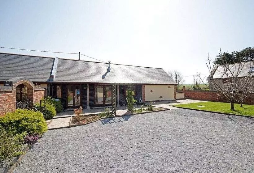 Пансион Newclose Farm