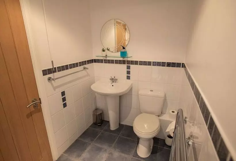 Пансион Newclose Farm