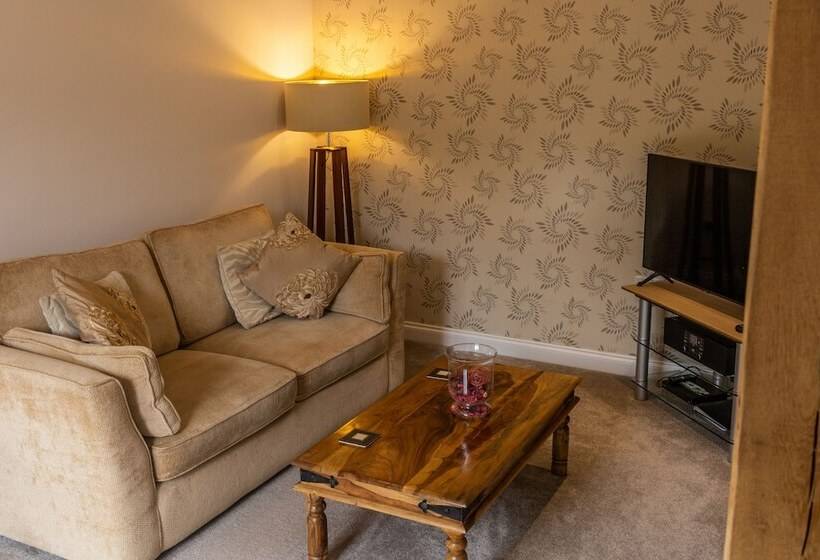 ペンション Newclose Farm