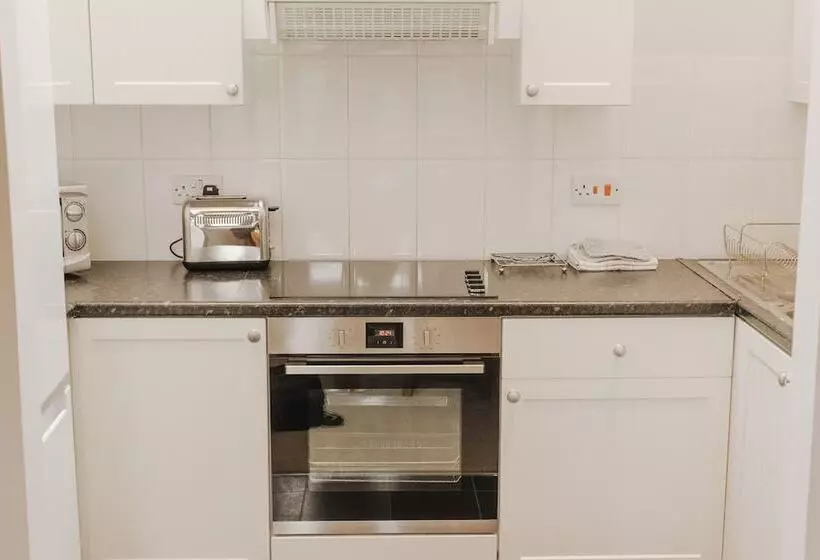 Пансион Newclose Farm