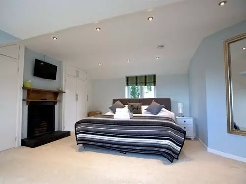 تختخواب و صبحانه Broadrock