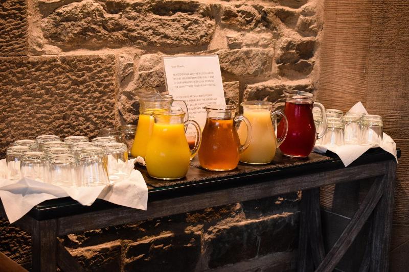 Bed and Breakfast Craigmhor Lodge & Courtyard