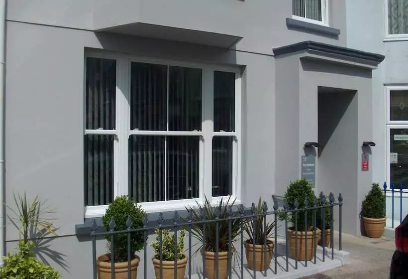 تختخواب و صبحانه Farnham