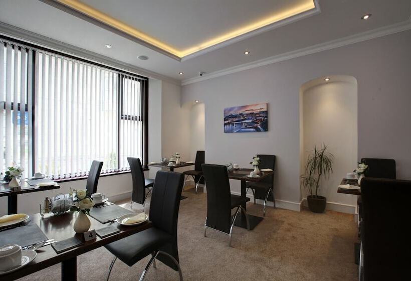 مبيت وإفطار Farnham