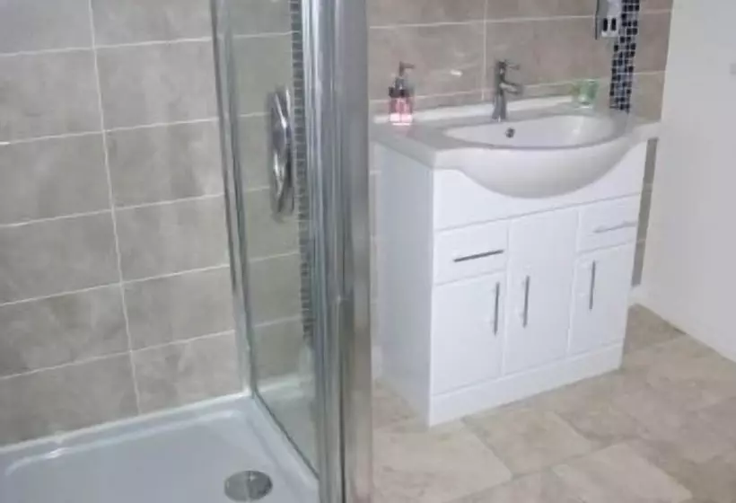 تختخواب و صبحانه Farnham