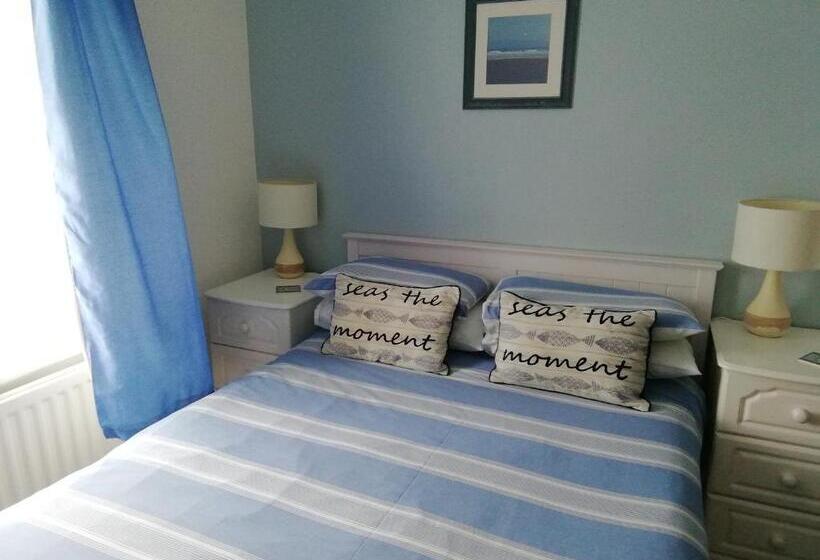 ベッドアンドブレックファースト Railway Cottage