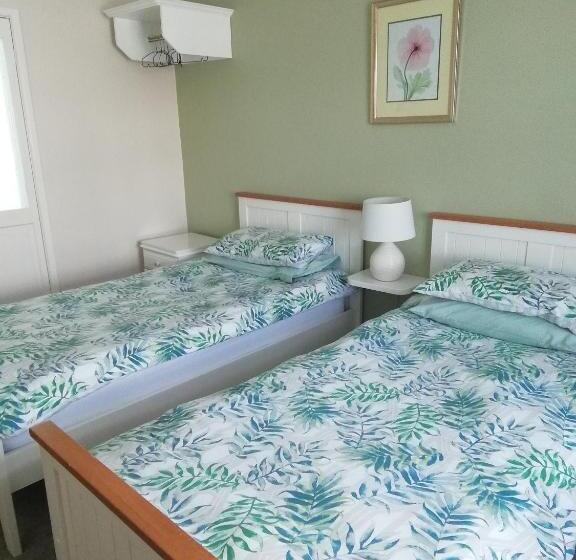 ベッドアンドブレックファースト Railway Cottage