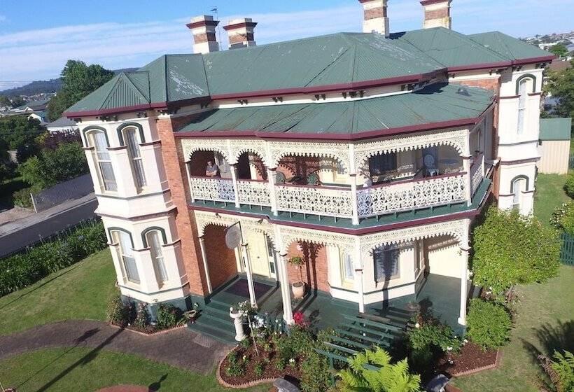 Bed and Breakfast The Grand On Macfie