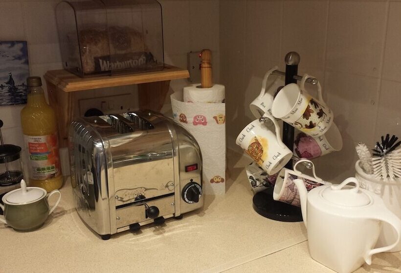 Bed and Breakfast The Old Magistrates Court