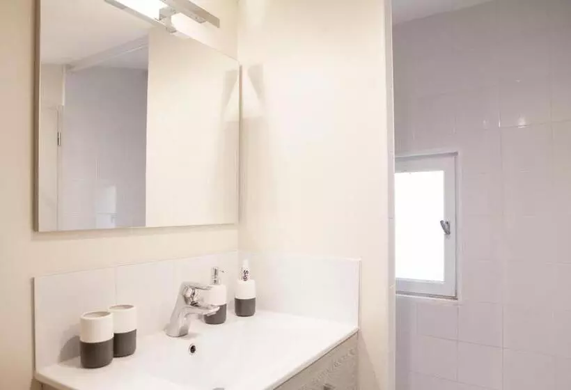 Free Parking   Self Checkin   Wifi   Duplex La Fusterie   Superbordeaux