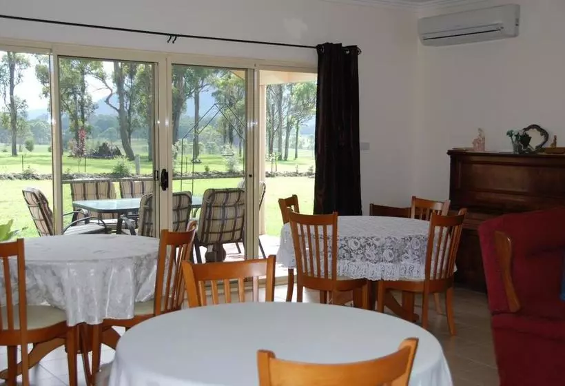 Gloucester On Avon Bed & Breakfast