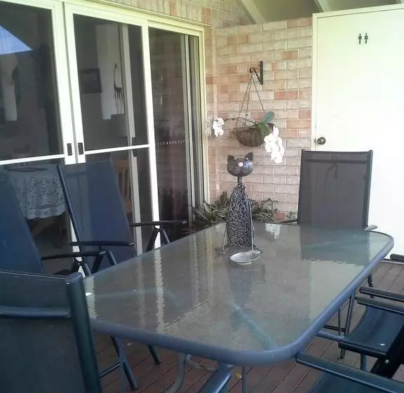 Gloucester On Avon Bed & Breakfast